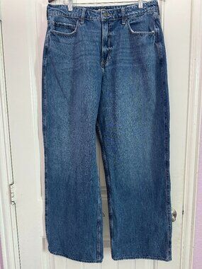 Hollister Ultra High-Rise Baggy Jeans
